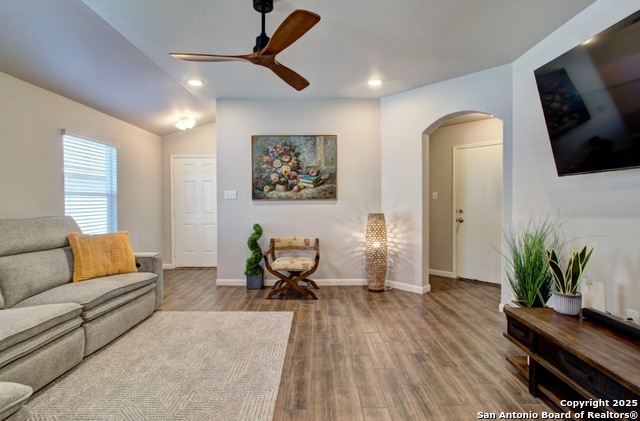 Image 8 of 23 For 2276 Hawk Dr