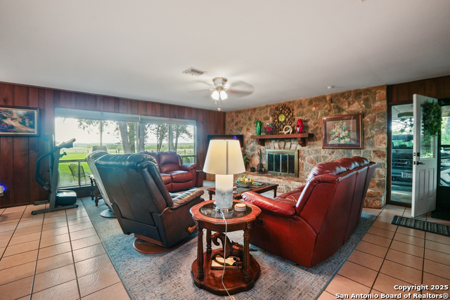 Image 3 of 50 For 4555 Ogden S