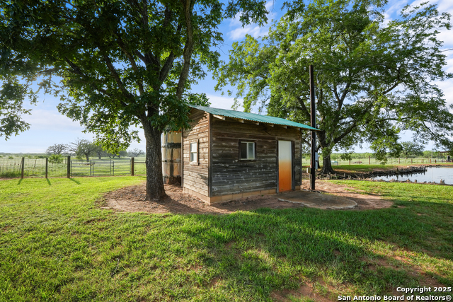 Image 38 of 50 For 4555 Ogden S