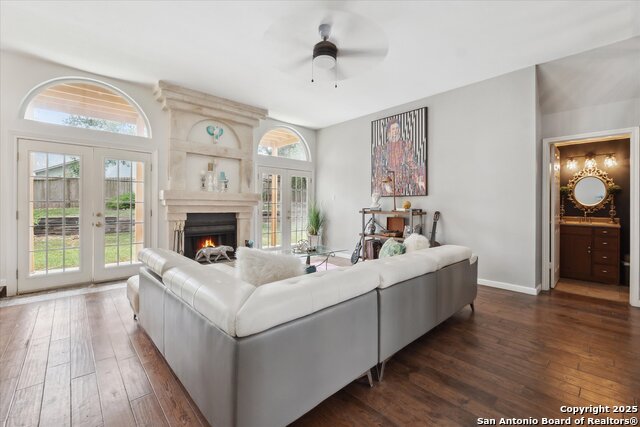 Listing photo id 8 for 2719 Johnson Grass