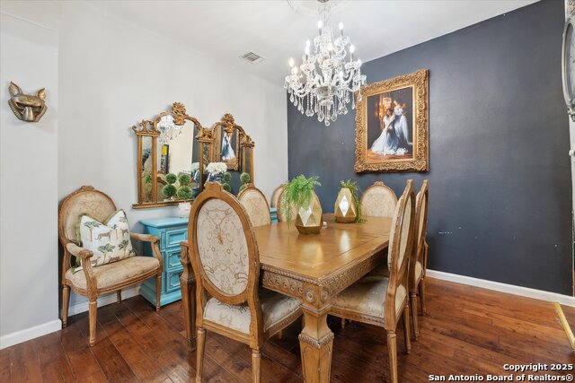 Listing photo id 9 for 2719 Johnson Grass