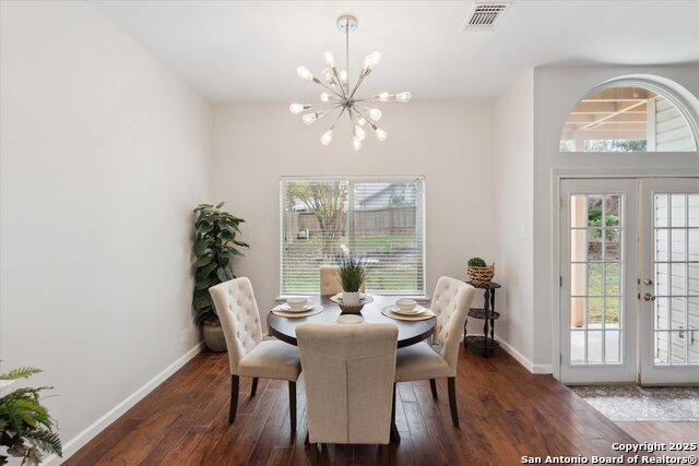 Listing photo id 1 for 2719 Johnson Grass
