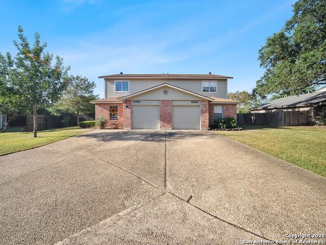 Image 2 of 37 For 6310 Club Oaks