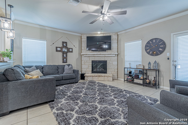 Listing photo id 12 for 12639 Perini Ranch