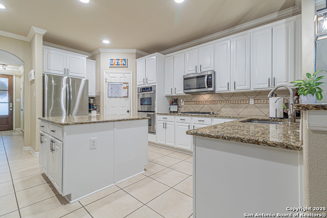 Listing photo id 6 for 12639 Perini Ranch