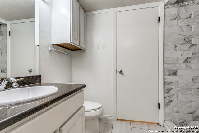 Image 10 of 28 For 11102 Whisper Hollow