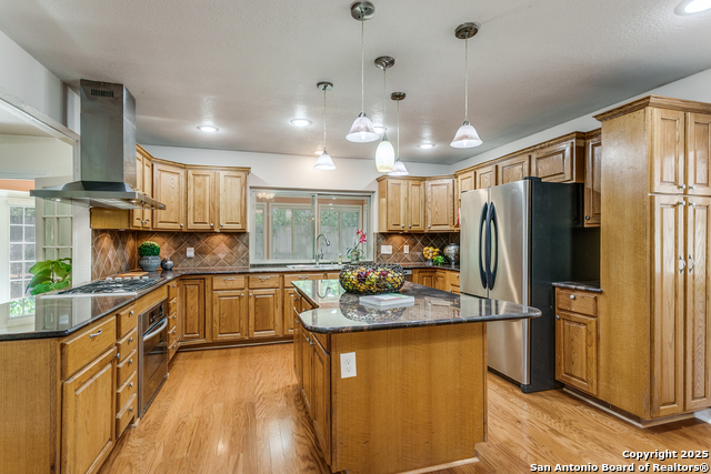 Image 5 of 28 For 11102 Whisper Hollow