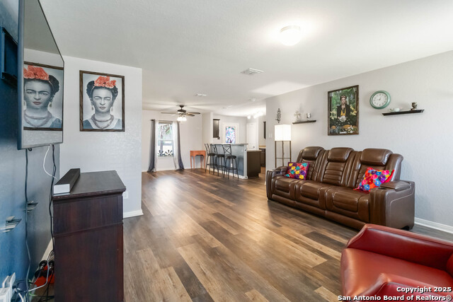 Image 2 of 14 For 6423 Woodcliff Bend