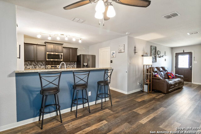 Image 3 of 14 For 6423 Woodcliff Bend
