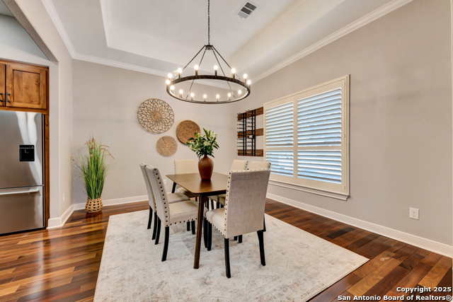 Image 15 of 51 For 2437 River Way