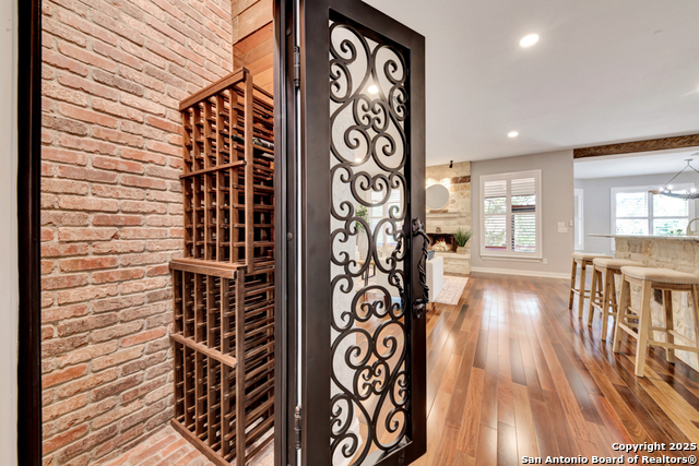 Image 19 of 51 For 2437 River Way