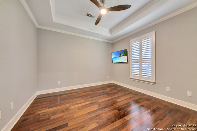 Image 34 of 51 For 2437 River Way