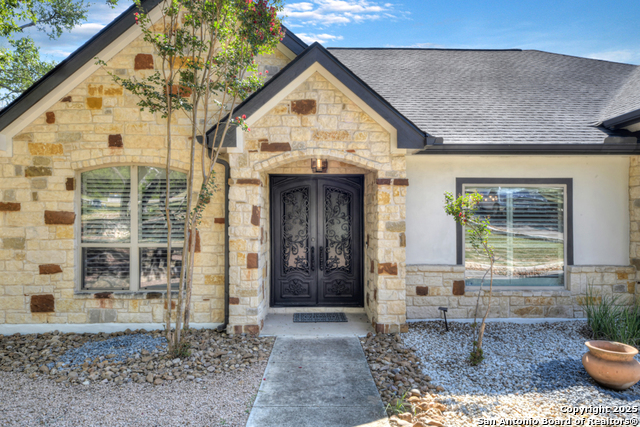 Image 4 of 51 For 2437 River Way