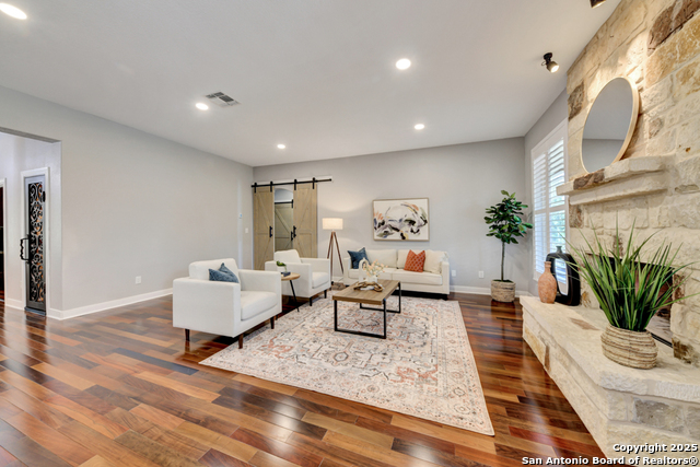 Image 8 of 51 For 2437 River Way