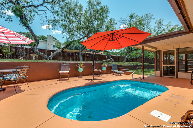 Details for 5915 Seneca Dr, Leon Valley, TX 78238