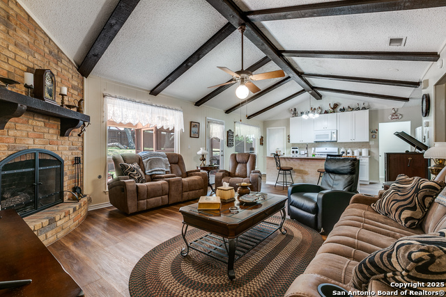 Image 12 of 25 For 5915 Seneca Dr