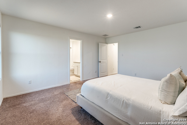 Listing photo id 12 for 12930 Deep Eddy