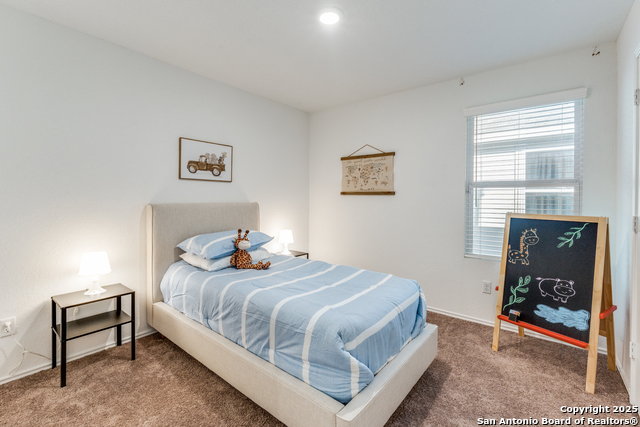 Listing photo id 16 for 12930 Deep Eddy