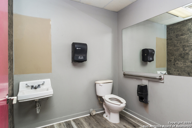 Listing photo id 6 for 1818 Zarzamora