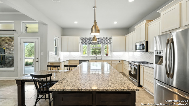 Listing photo id 2 for 179 Prairie Dawn