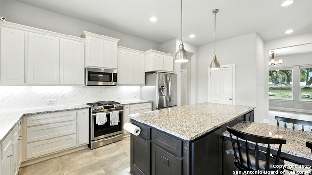 Listing photo id 7 for 179 Prairie Dawn