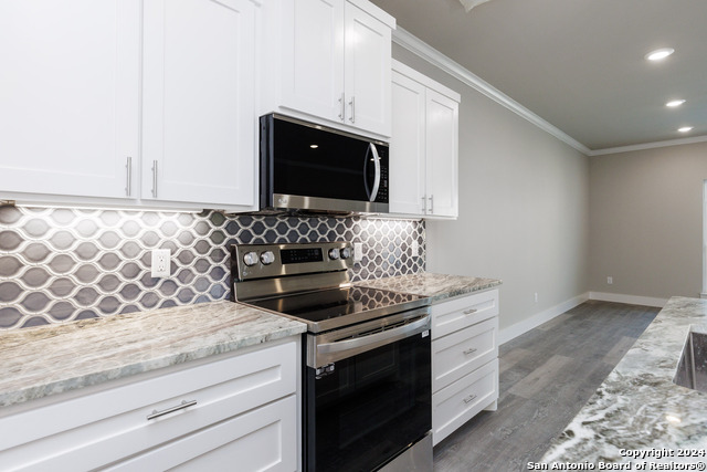 Listing photo id 23 for 13970 Fortuna Bay  A