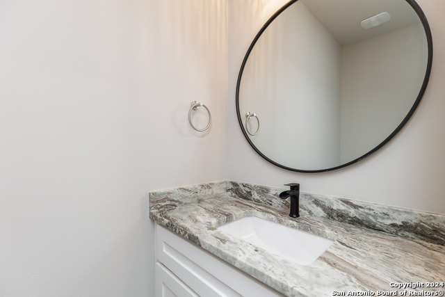 Listing photo id 30 for 13970 Fortuna Bay  A