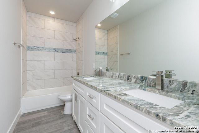 Listing photo id 38 for 13970 Fortuna Bay  A