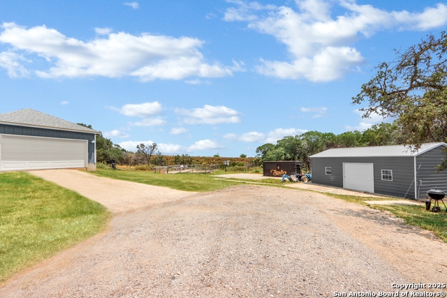 Image 33 of 43 For 711 Forest Trail