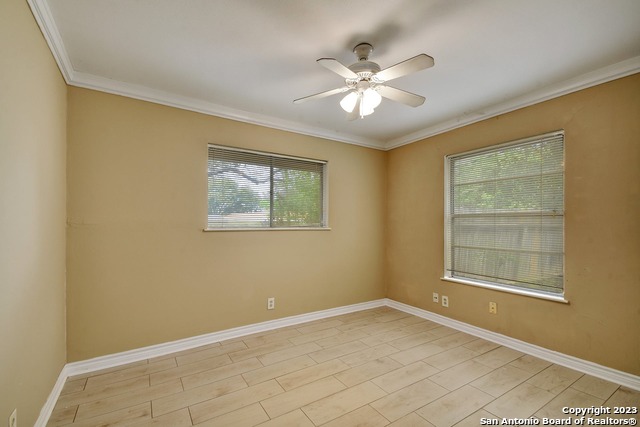 Image 19 of 37 For 5801 Windvale Dr.