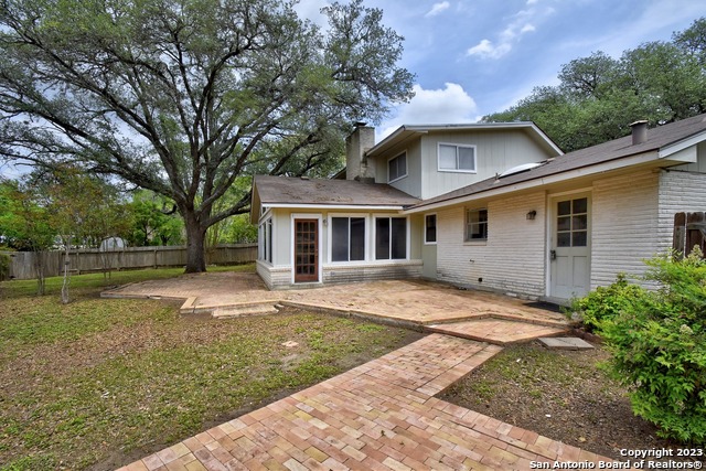 Image 28 of 37 For 5801 Windvale Dr.