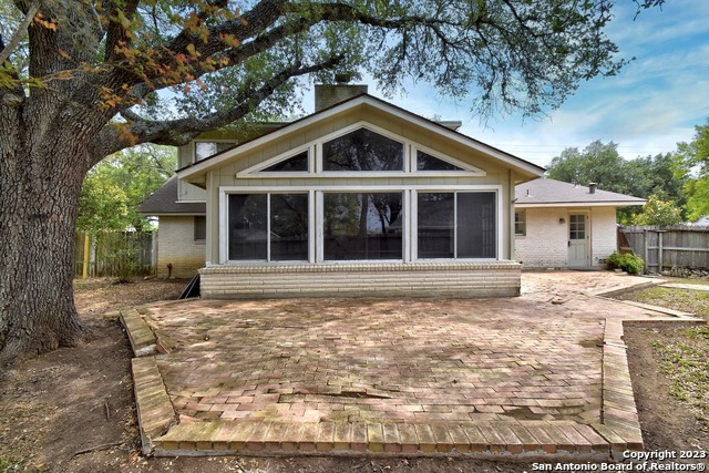 Image 30 of 37 For 5801 Windvale Dr.