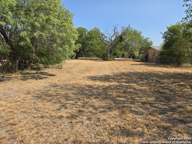 Listing photo id 0 for 540 Gerald W