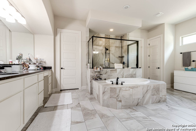 Listing photo id 19 for 24139 Vecchio