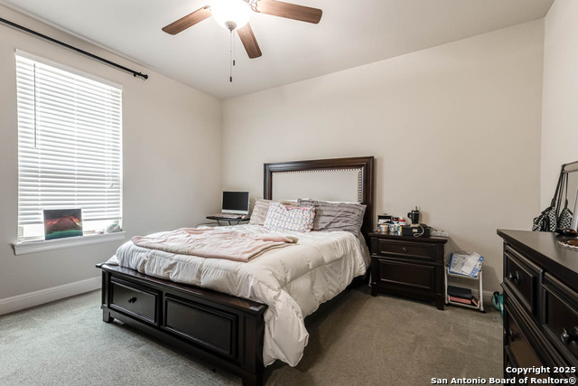 Listing photo id 25 for 24139 Vecchio