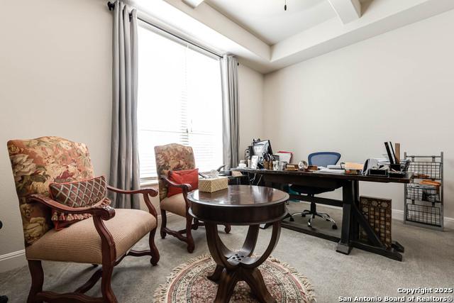 Listing photo id 7 for 24139 Vecchio