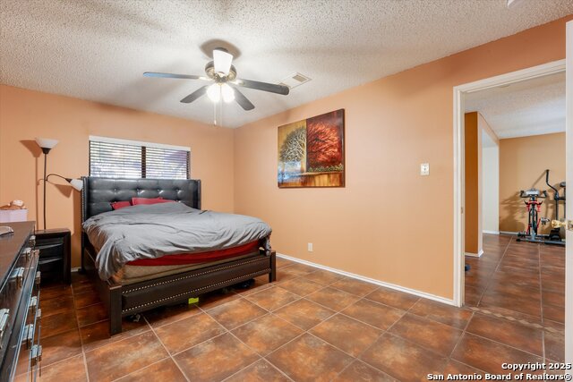 Image 9 of 22 For 3718 Candlecreek