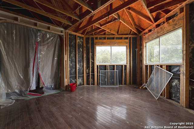 Image 17 of 37 For 4215 Lakebend West