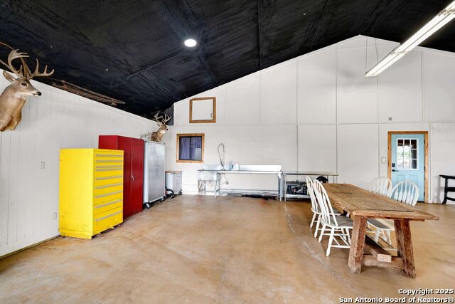 Listing photo id 23 for 722 County Road 424
