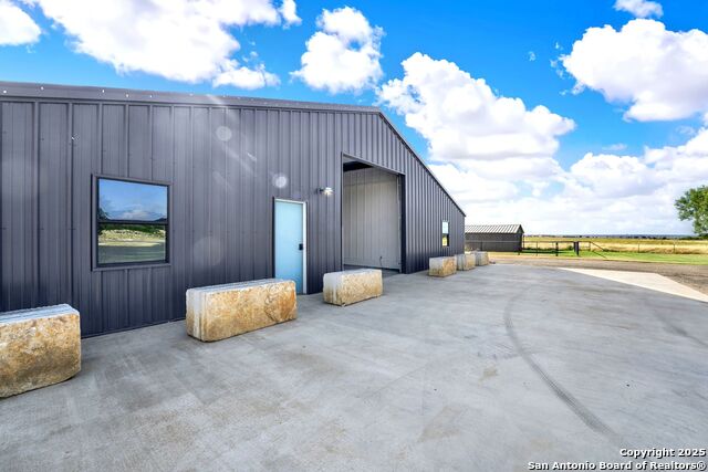 Listing photo id 26 for 722 County Road 424