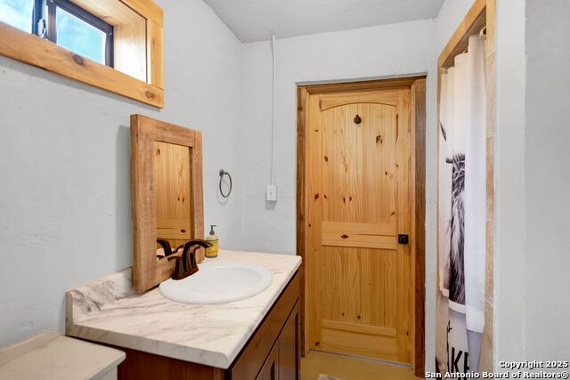 Listing photo id 37 for 722 County Road 424