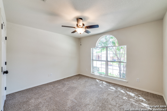 Listing photo id 16 for 9663 Emerald Place