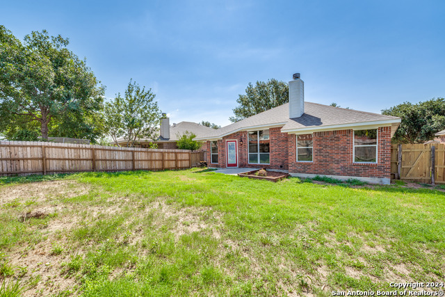 Listing photo id 23 for 9663 Emerald Place