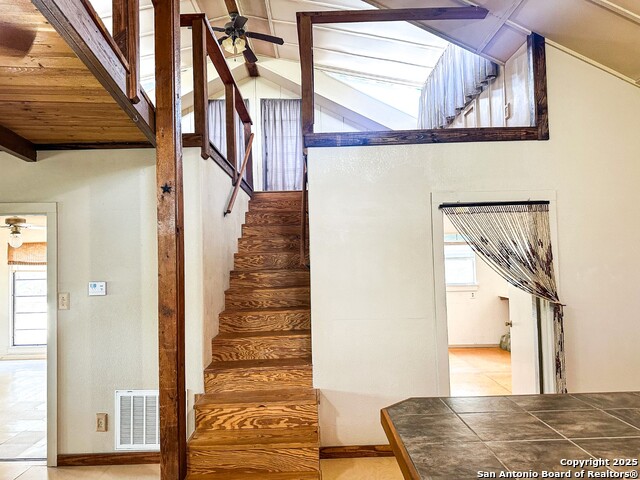 Image 18 of 33 For 810 12th  