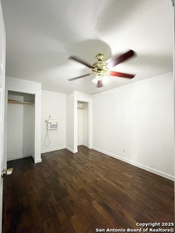 Listing photo id 13 for 1045 County Road 665