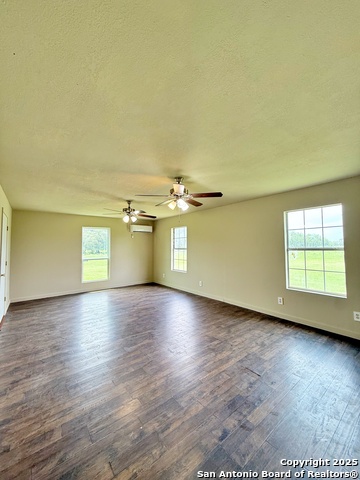 Listing photo id 2 for 1045 County Road 665