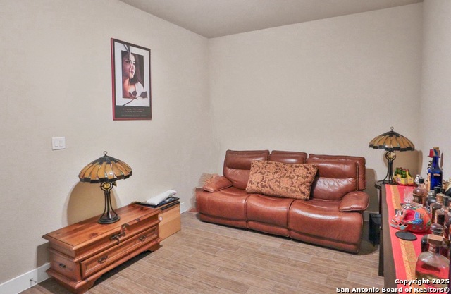 Listing photo id 21 for 24929 Resort Parkway