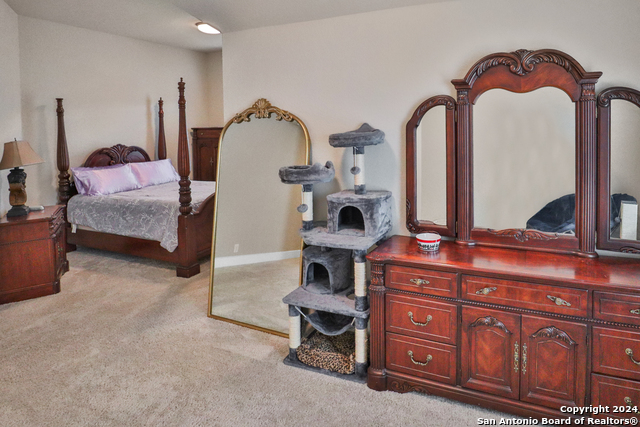 Listing photo id 39 for 24929 Resort Parkway