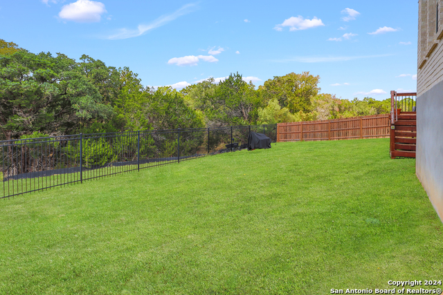 Listing photo id 45 for 24929 Resort Parkway