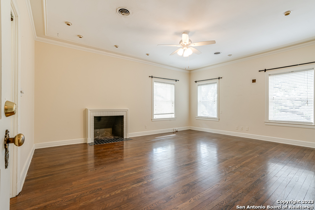 Image 34 of 36 For 248 Summit Ave E